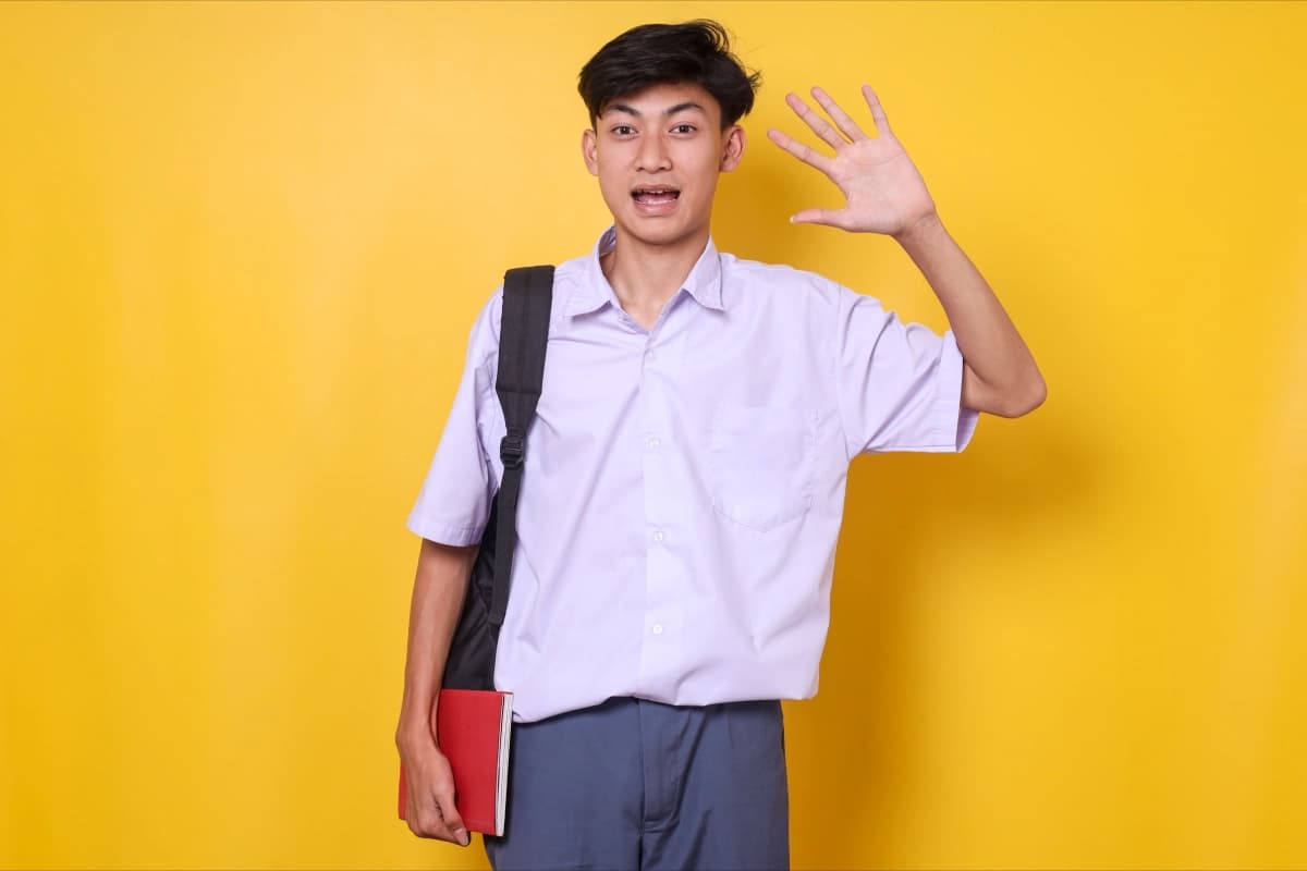 Rekomendasi Parfum untuk Anak SMA Pria yang Tahan Lama